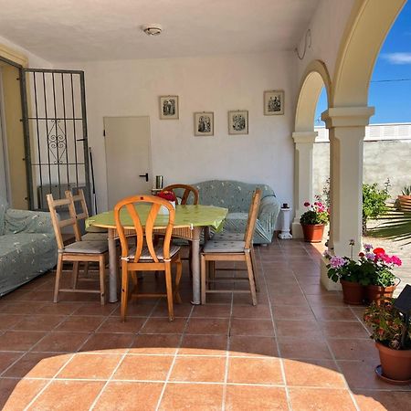 Hostal The House Les Deveses Exterior foto