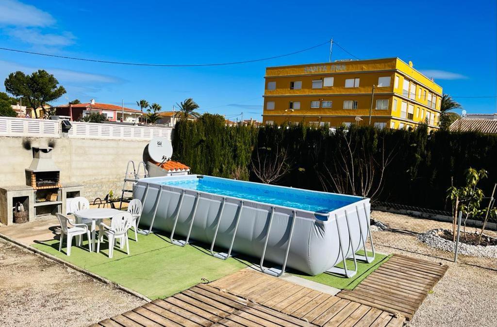 Hostal The House Les Deveses Exterior foto