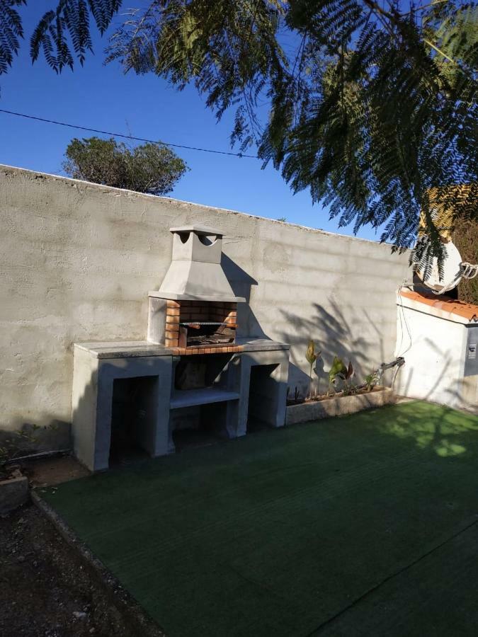 Hostal The House Les Deveses Exterior foto